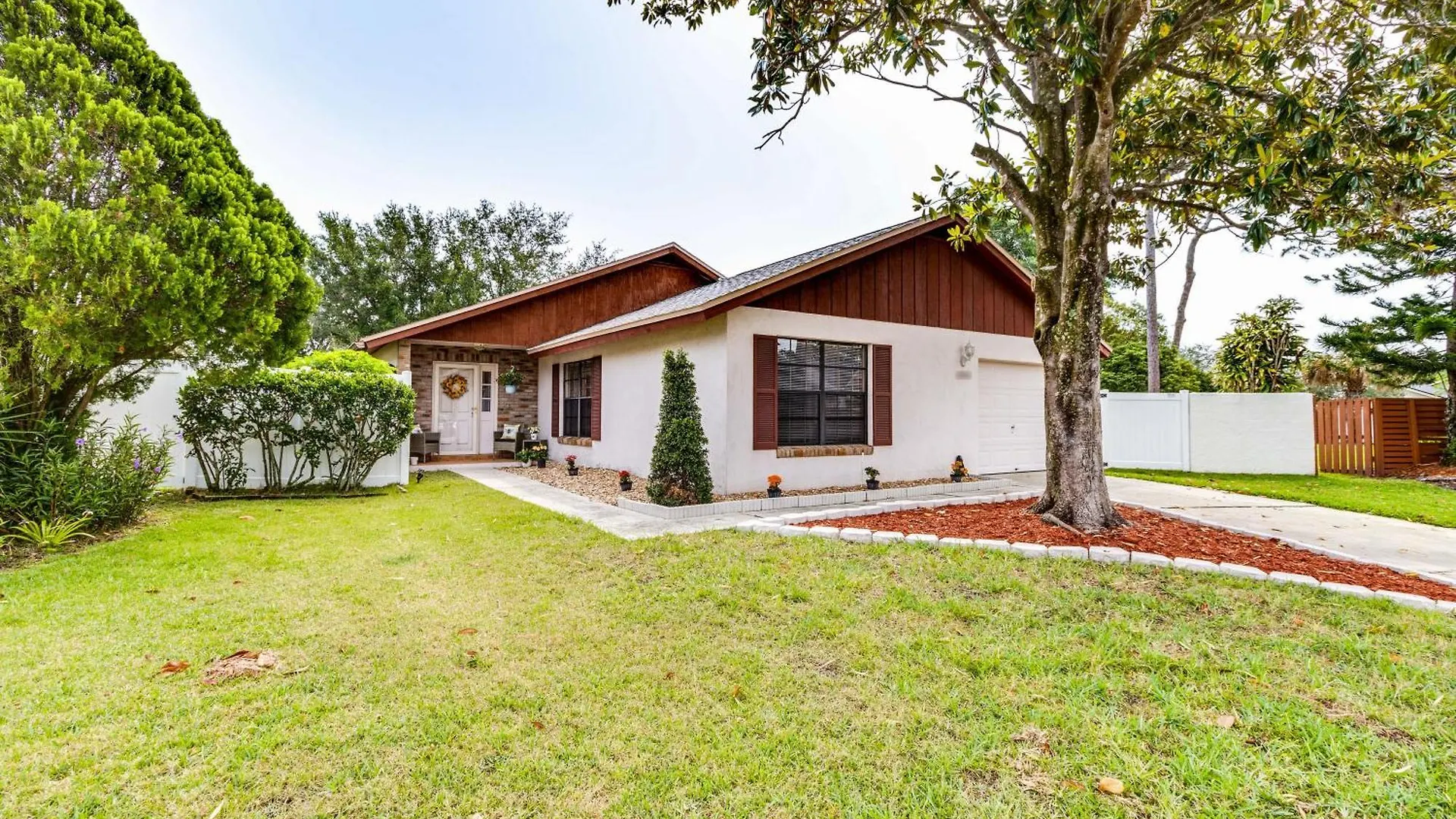 Orlando Vacation Rental With Yard And Pool Access